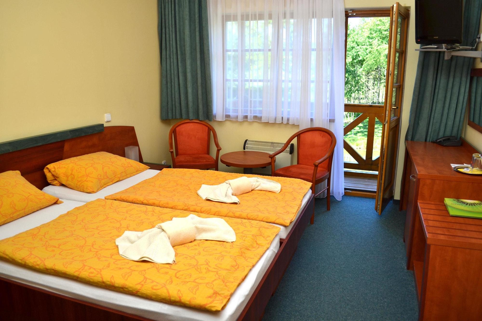 Hotel Resort Stein Хеб Экстерьер фото