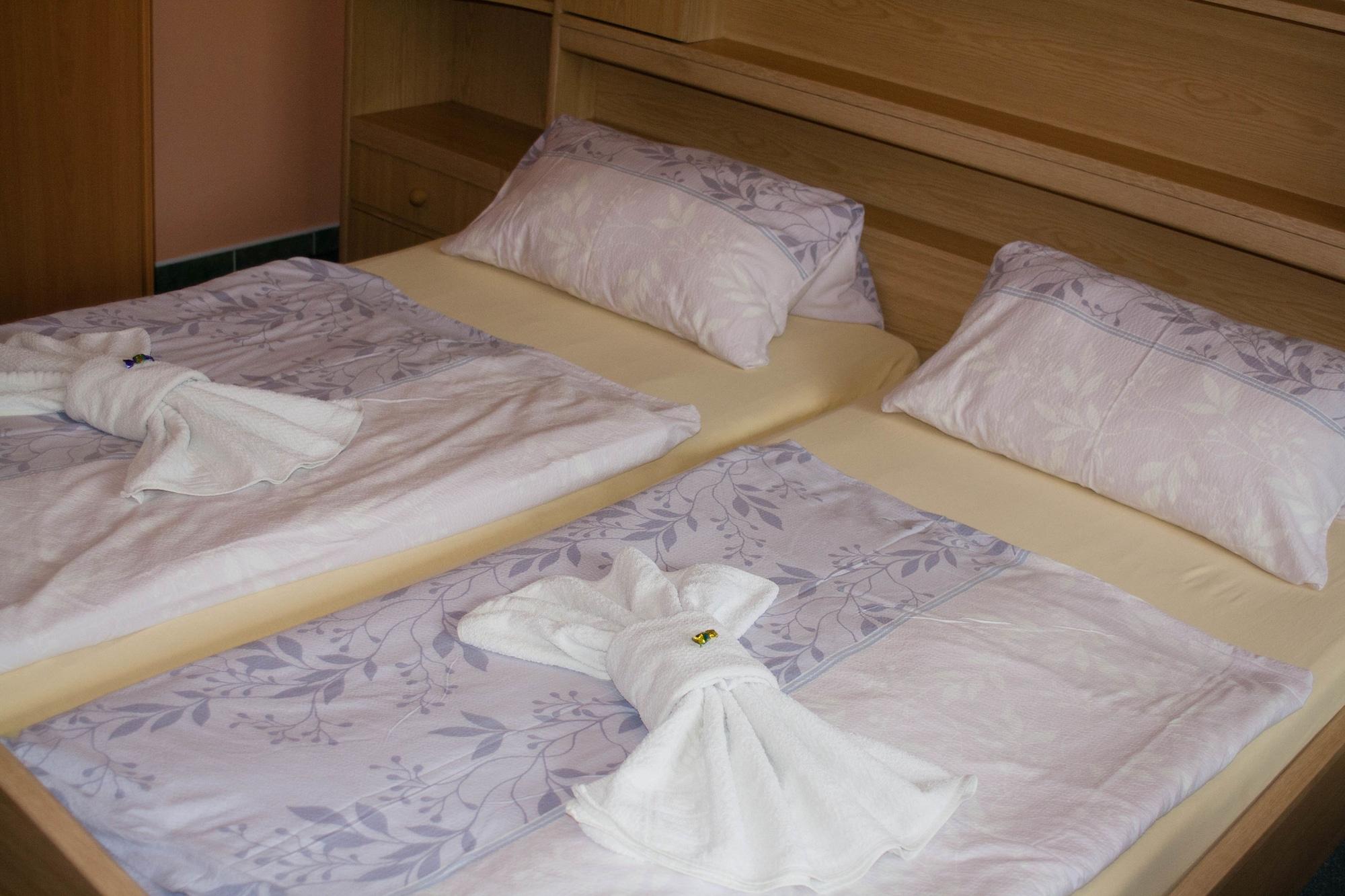 Hotel Resort Stein Хеб Экстерьер фото