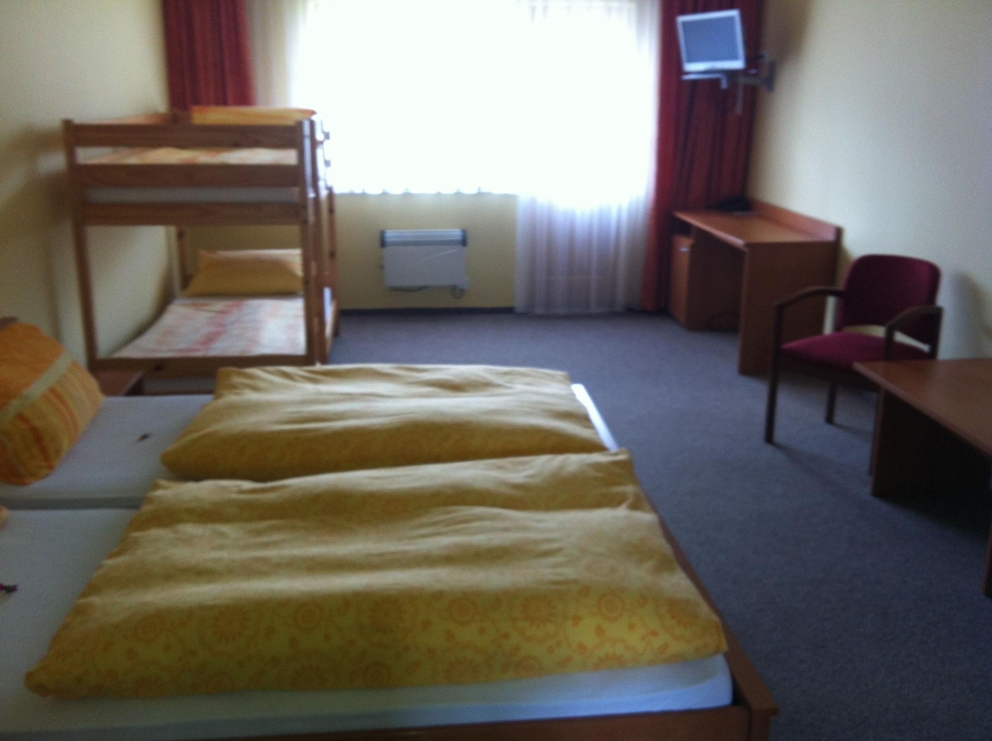 Hotel Resort Stein Хеб Экстерьер фото