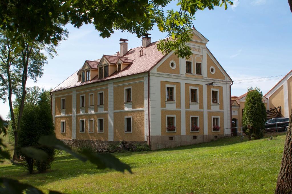 Hotel Resort Stein Хеб Экстерьер фото