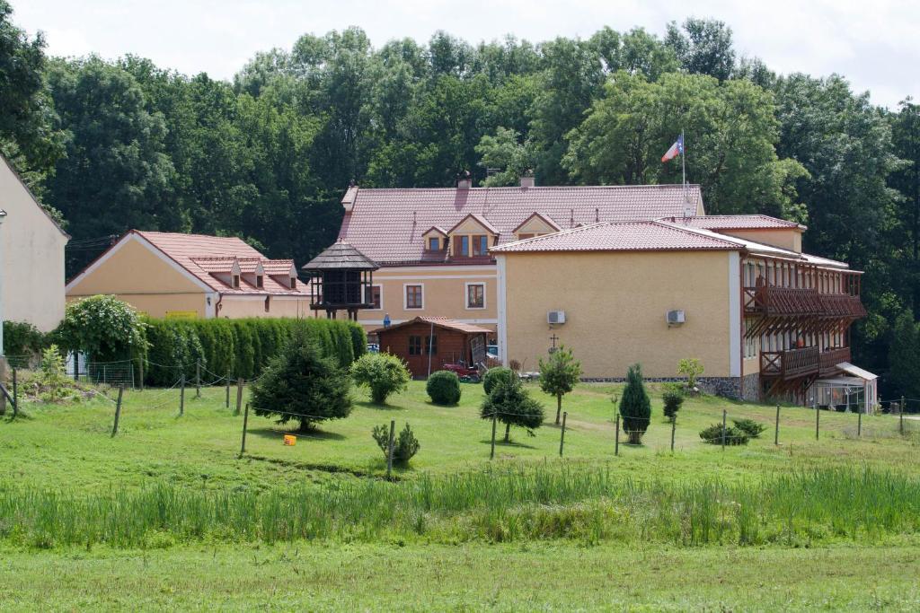 Hotel Resort Stein Хеб Экстерьер фото