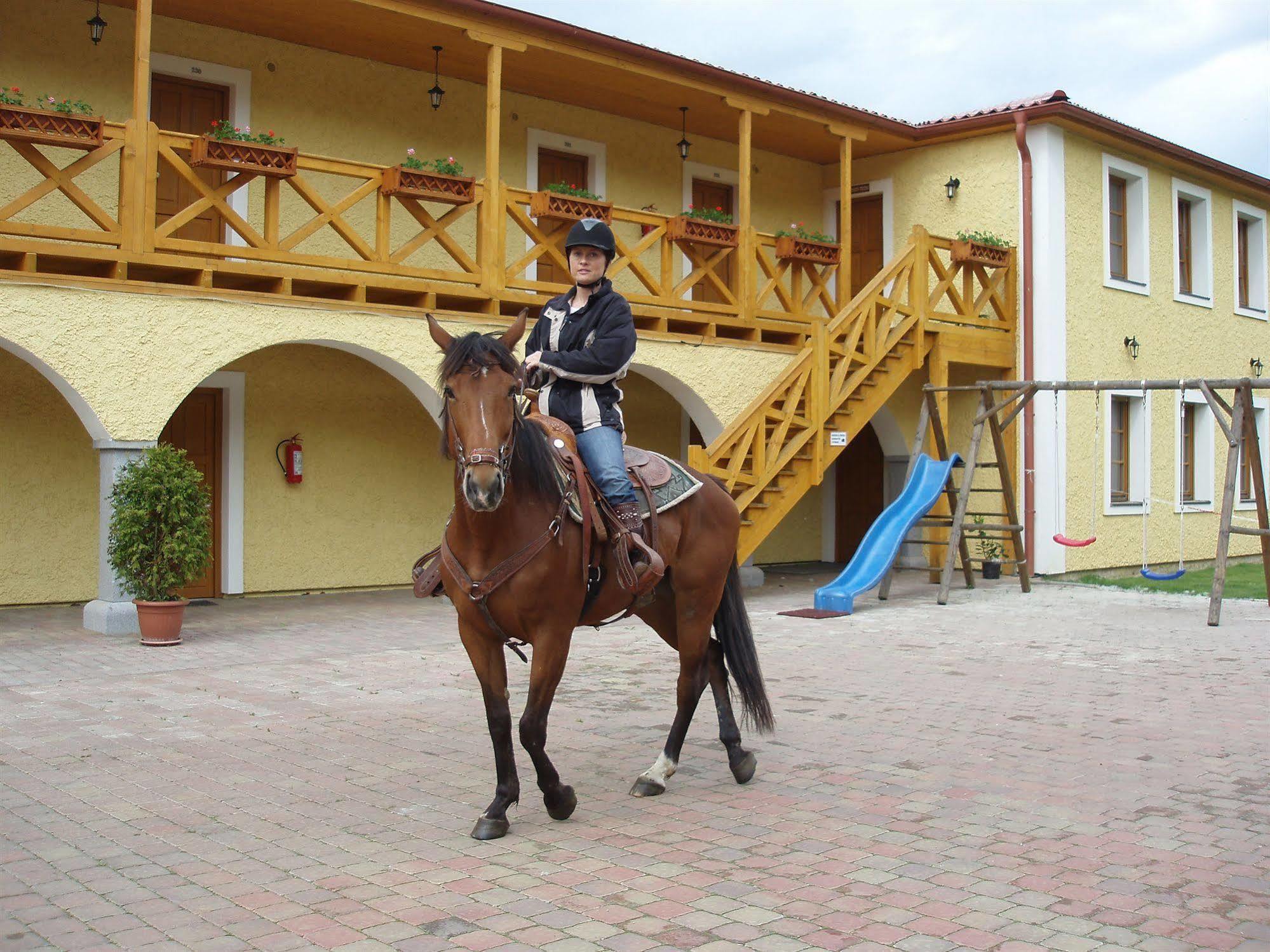 Hotel Resort Stein Хеб Экстерьер фото