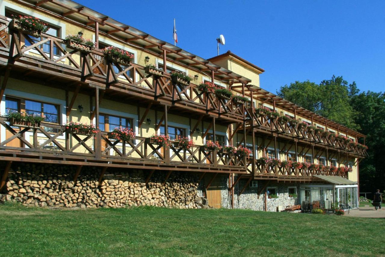 Hotel Resort Stein Хеб Экстерьер фото